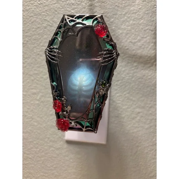 Bath & Body Works SPOOKY COFFIN Skeleton Halloween Wallflower Plugin Light 2023 - Picture 3 of 7